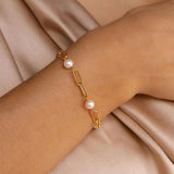 Pulseira Sofisticada em Corrente de Pérola
