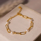 Pulseira Sofisticada em Corrente de Pérola