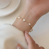 Pulseira em Fio de Pérola Barroca