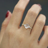 Anel de Diamante e Pedra da Lua