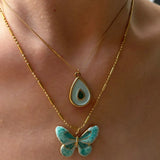 Conjunto de Colares em Camadas com Borboleta e Gota
