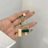 Brincos Assimétricos de Esmeralda