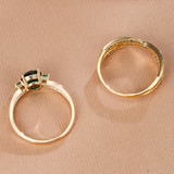 Conjunto de Dois Anéis Dourados de Pedra Preciosa